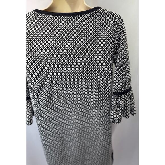 Comfortable, Stylish, and Cute Max Studio Dress - Size S - Picture 10 of 14